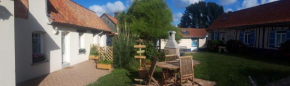 Hotels in Arry
